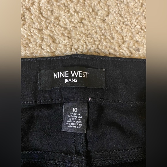 Black pants - Picture 2 of 4